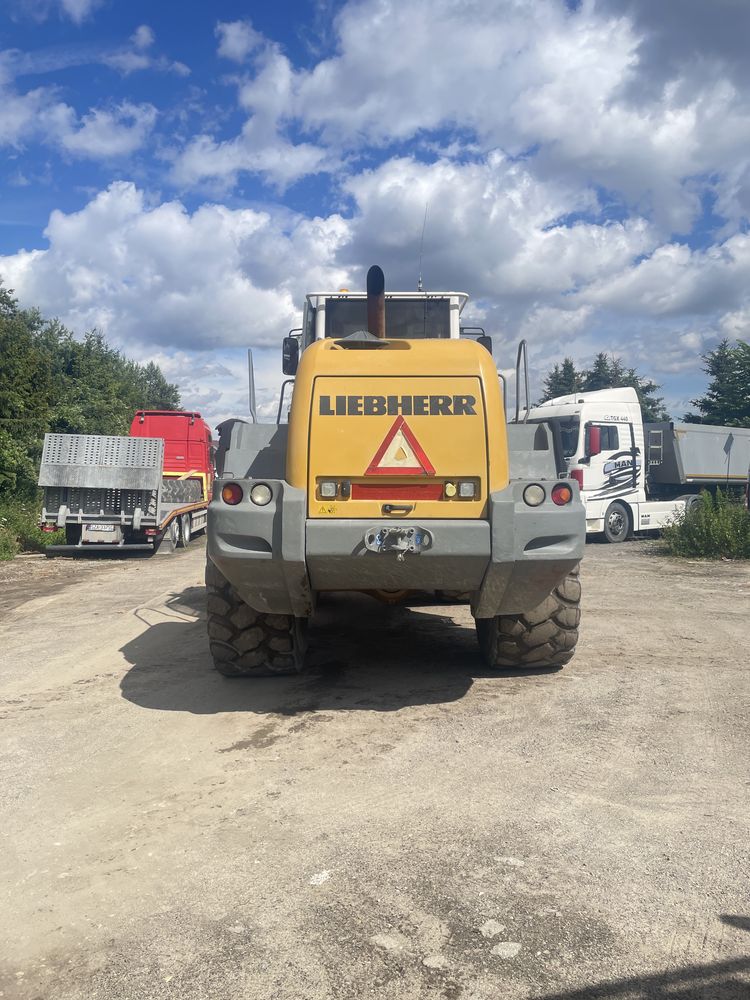 Ładowarka Liebherr L566