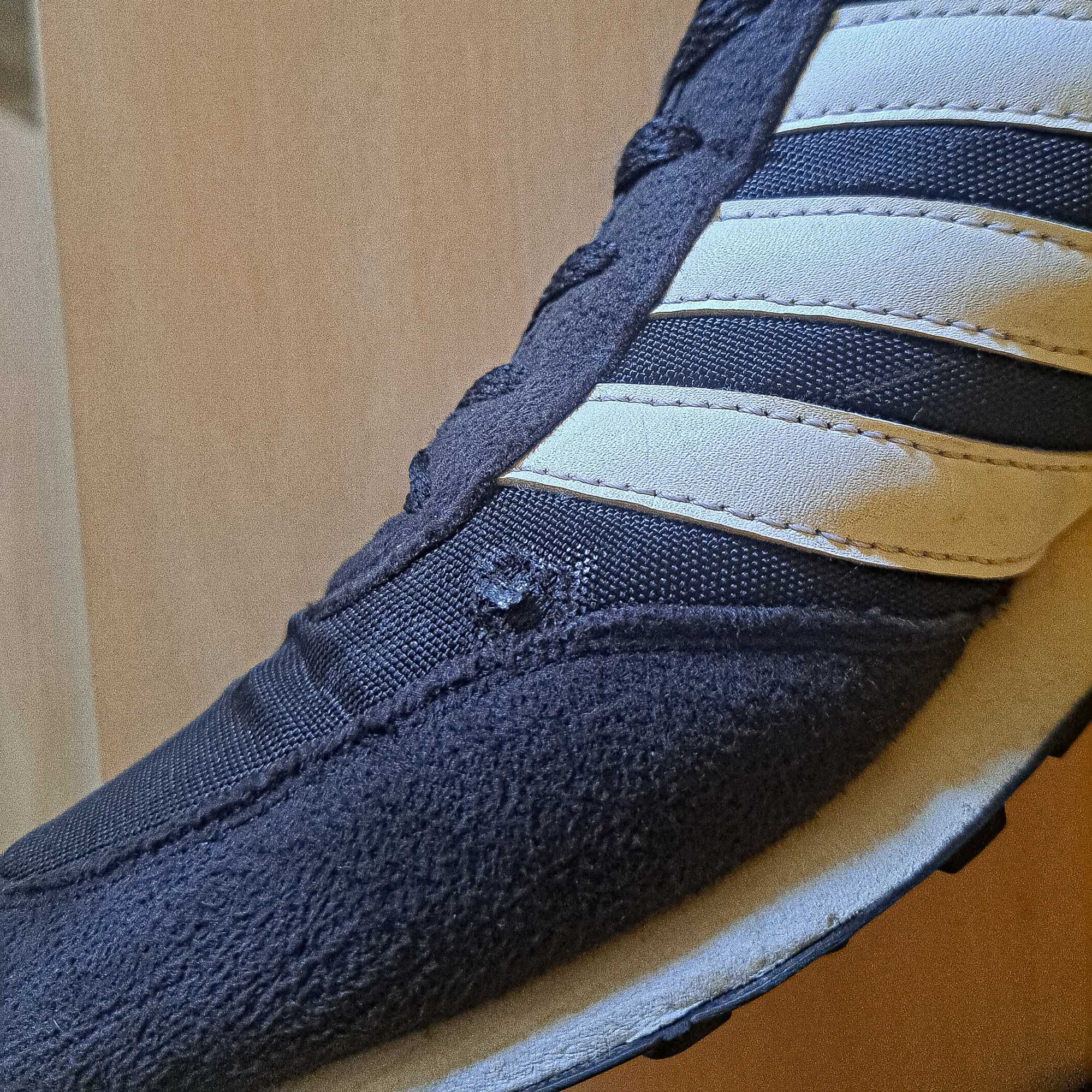 Buty ADIDAS V Racer 2.0 ( BC0106 ) - rozmiar 40