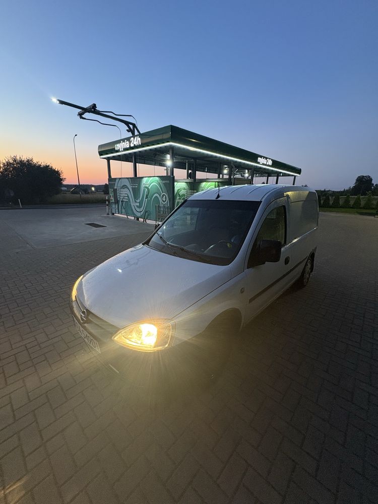 Opel combo 1.7 101km