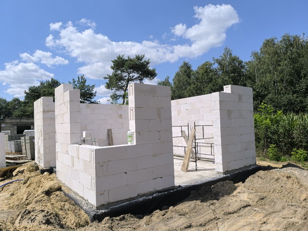 Usługi budowlane budowa domów od fundamentów po dach