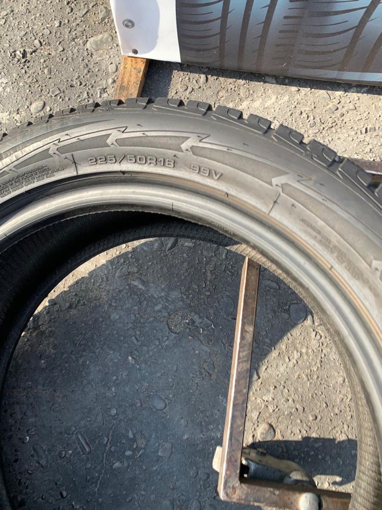 Шини 225/50 R18 Goodyear зима 2023 рік 7,7/7 мм