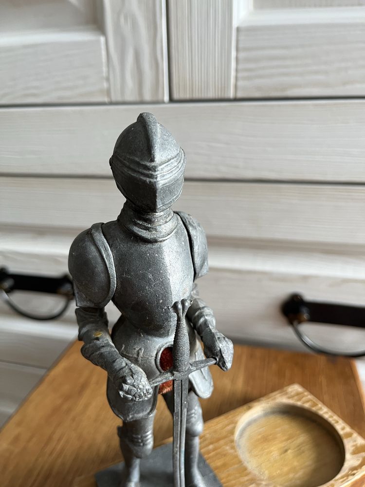 Figurka rycerza dekoracja kolekcja metal cyna