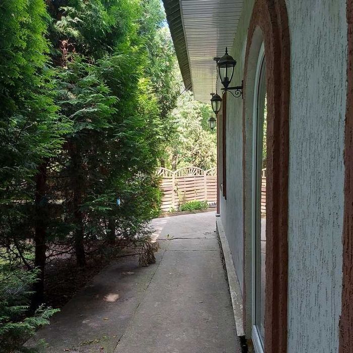 Здам 4 кімнатний будинок. метро Сирець. вул. Тираспільська