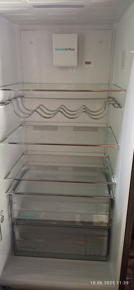 Lodówka SHARP NoFrost