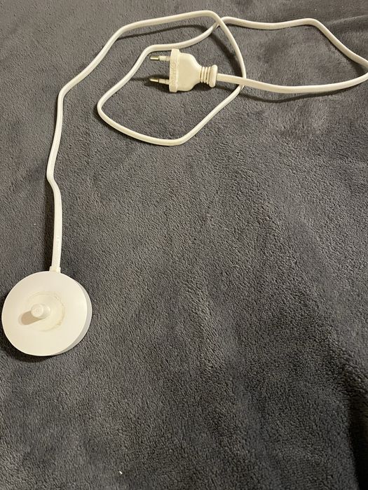 Ładowarka do szczoteczki sonicznej Braun