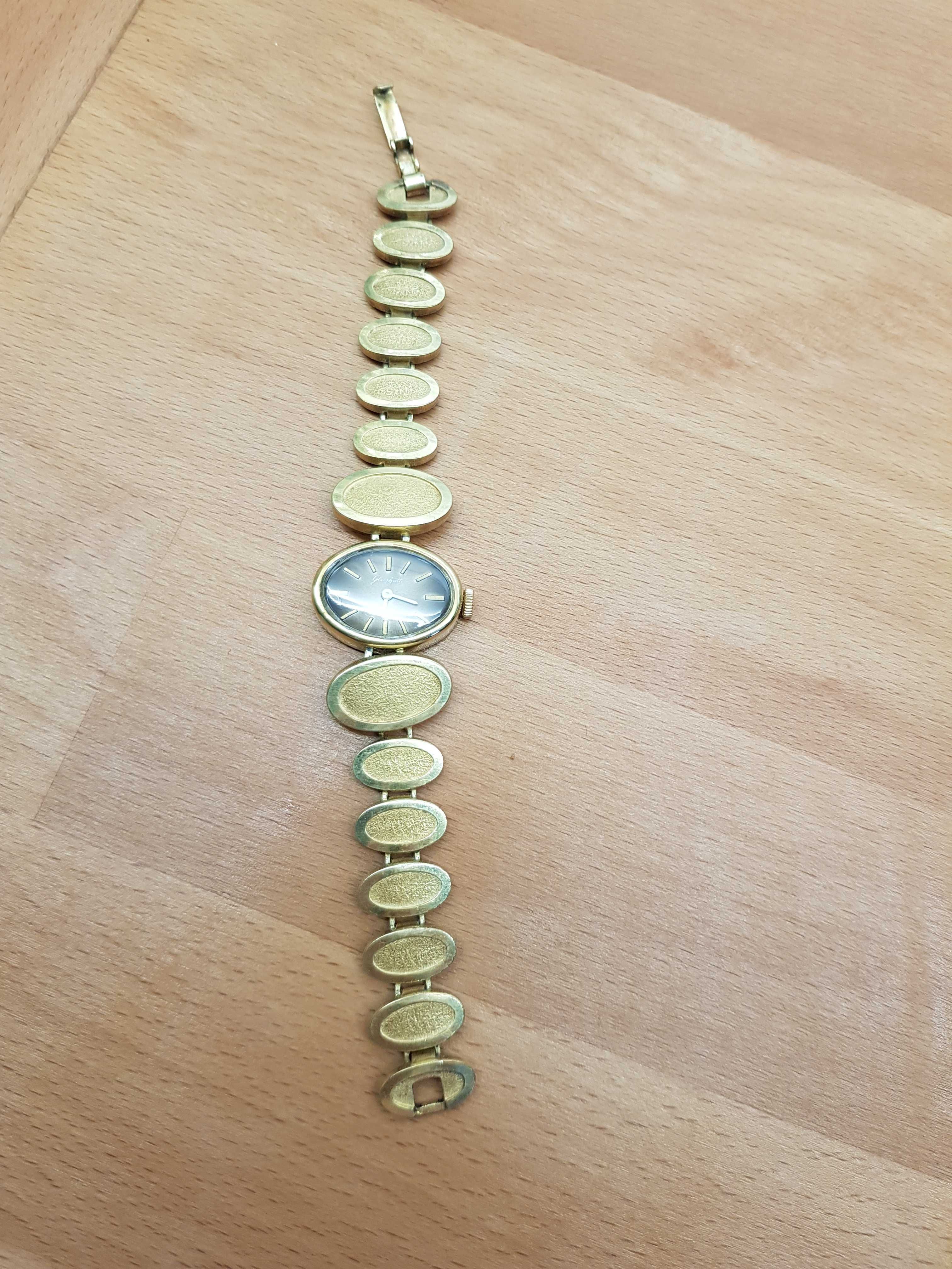 Rzadki biżuteryjny zegarek *GUB Glashutte*