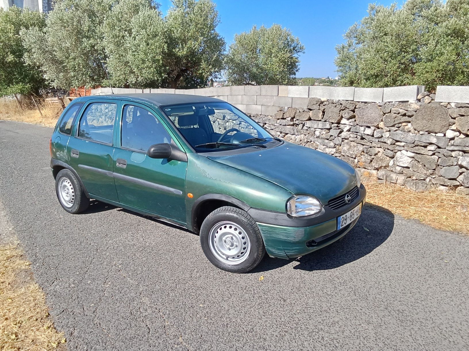 Opel corsa b 1.0