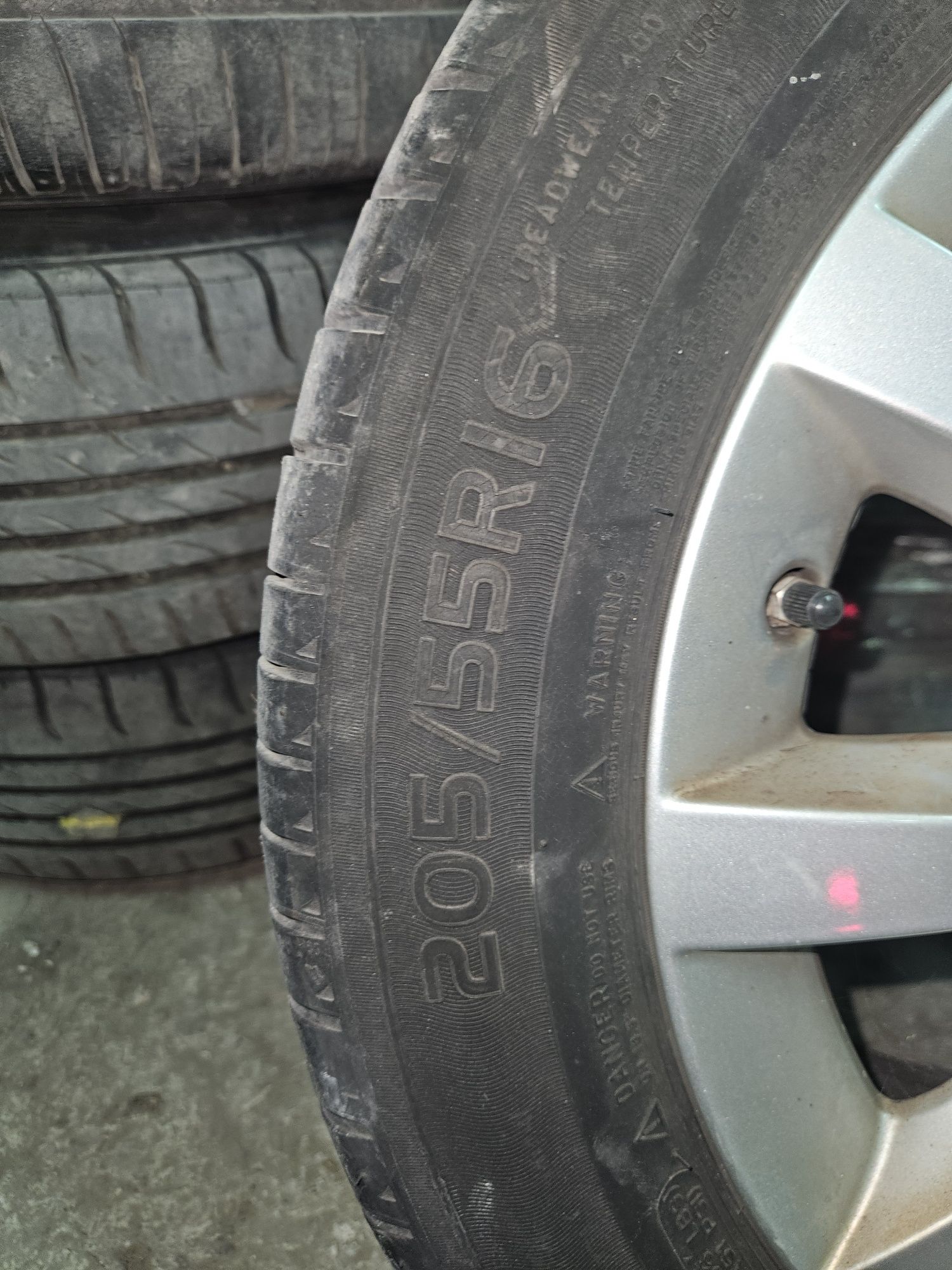 4jantes com pneus mercedes(nanais)