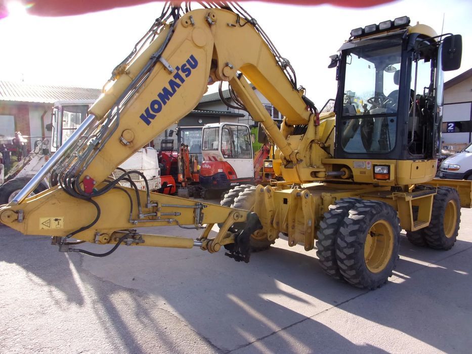 Kubota Koparka KX41-3V, JCB 8018 CTS COMPACT EXCAVATOR, Hitachi ZX19-5A, minikoparka gąsiennicowa, Komatsu Koparka kołowa PW 98MR-8, ładowarka teleskopowa JCB  Dostępna w Rad-Masz Opoczno