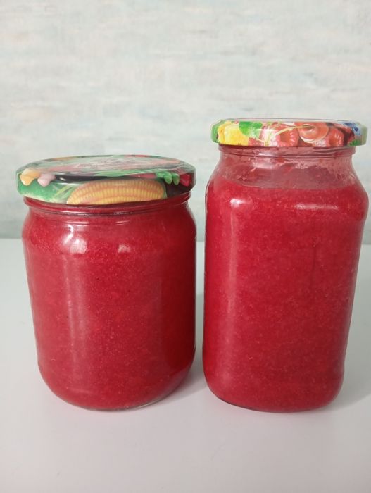 Калина з медом, заправка до росольнику, рибна консерва