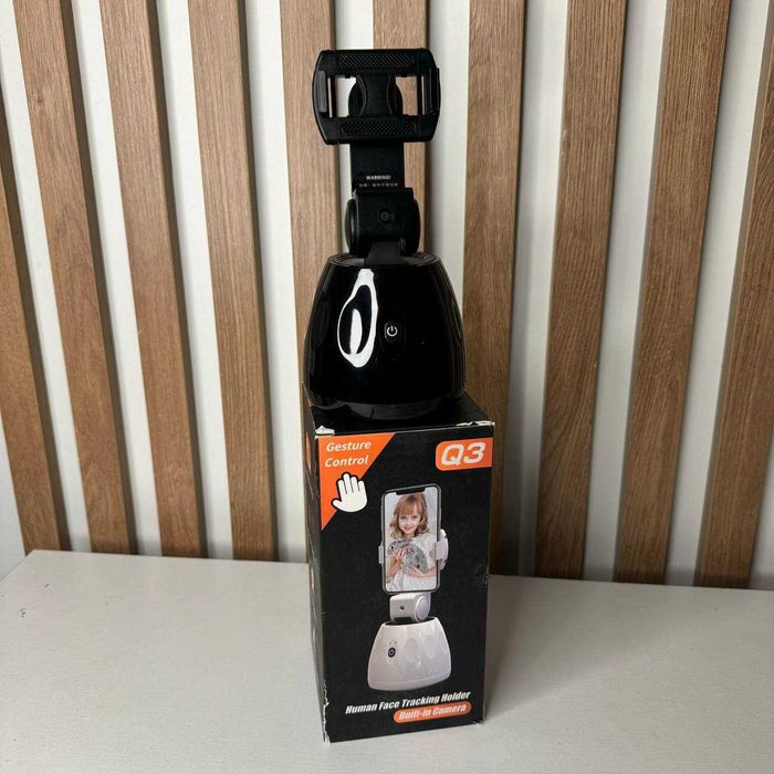 Поворотний штатив 360° із автоматичним відстеженням обличчя