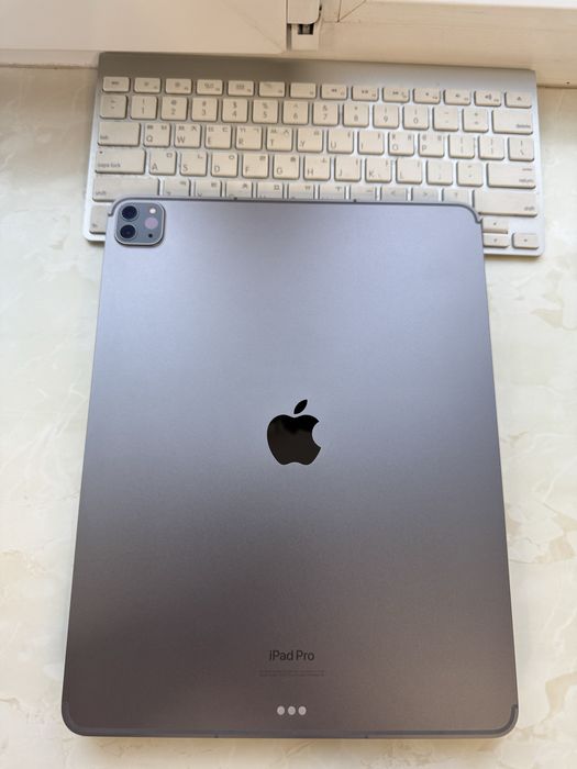 iPad Pro 12.9 M2 2022 256Gb Space WiFi+LTE 100% АКБ, Ідеальний стан!