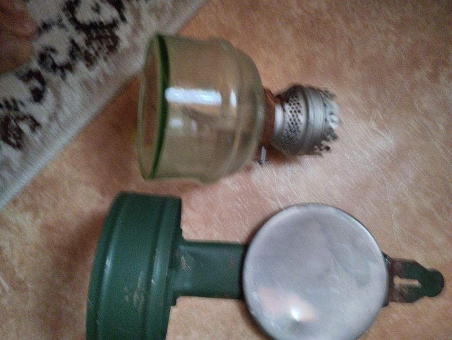 Фонарь керосиновый