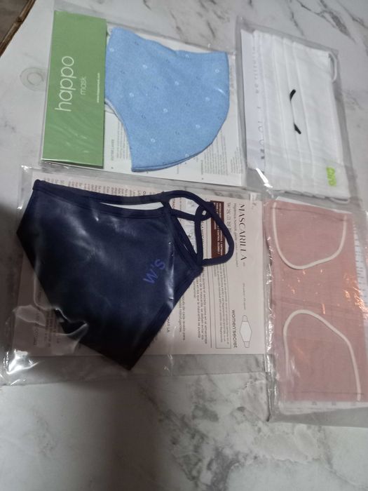 4 Máscaras sociais em tecido - Marcas diferentes