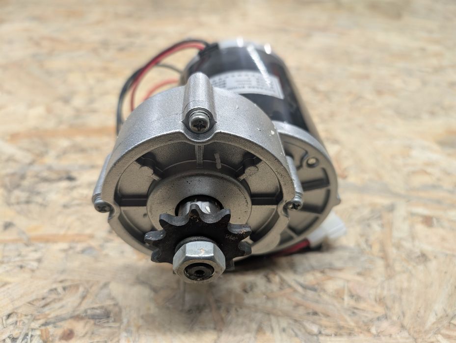 Коллекторный мотор 24V 450W