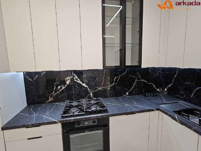 Двокімнатна квартира в новобудові в Центрі, р-н Панорами Плаза.