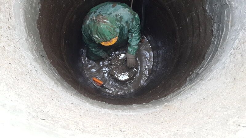 Чистка сливных ям илосос канализация септик выгребная яма