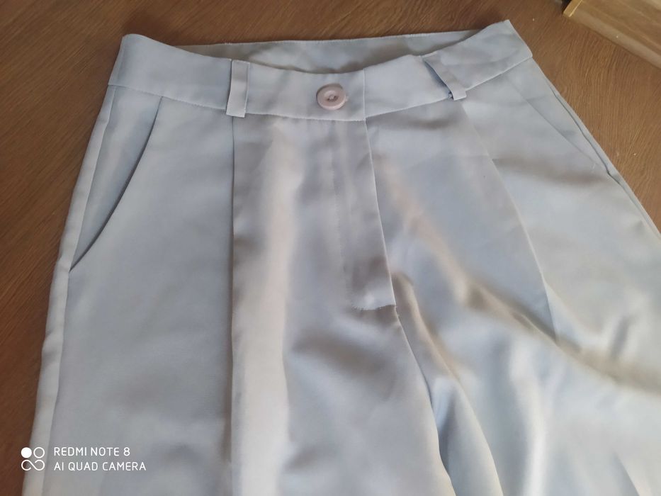 Широкі брюки палаццо