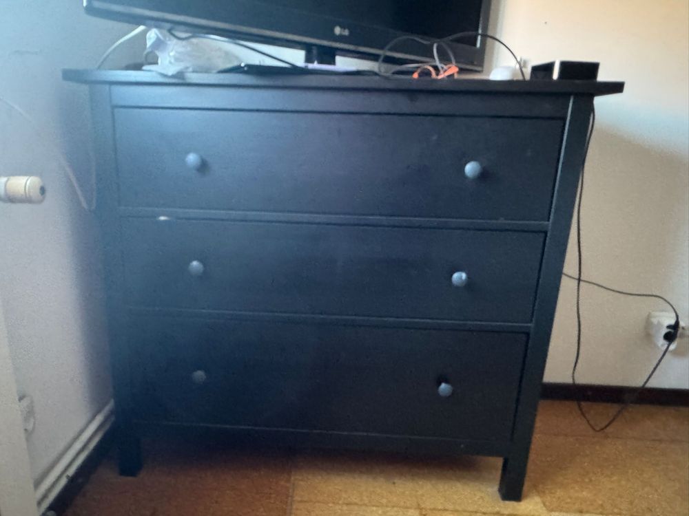 Comoda 3 gavetas IKEA - HEMNES