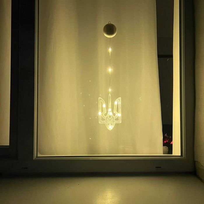 Гірлянда фігурка Український Тризуб 10led з присоскою на вікно батарея