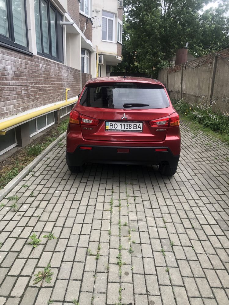 Мітсубісі Асх аутландер