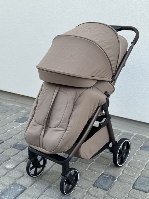 Прогулянкова коляска CARRELLO Bravo Lite CRL-5529 CRL-5515