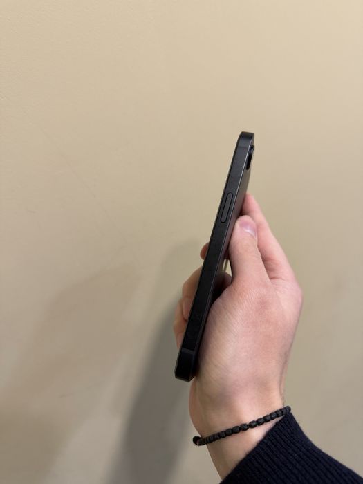 Б/у Iphone 16E 256 Black 50ц заряду