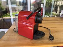 Maquina de cafe Nespresso KRUPS