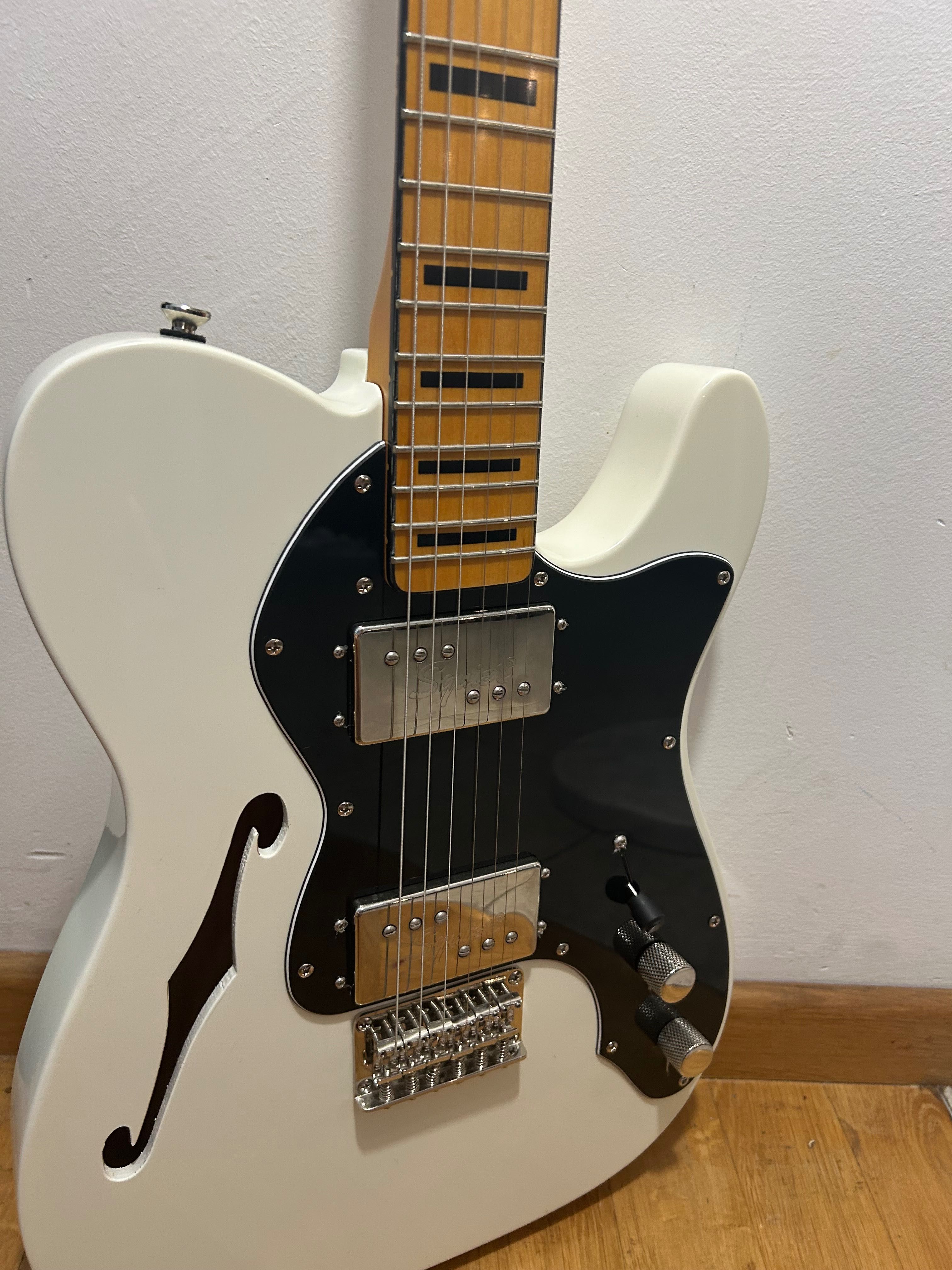 Gitara Telecaster Fender Squier Thinline 70’s Classic Vibe