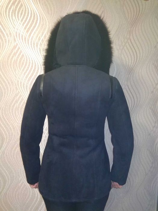 продам новую женскую дубленку