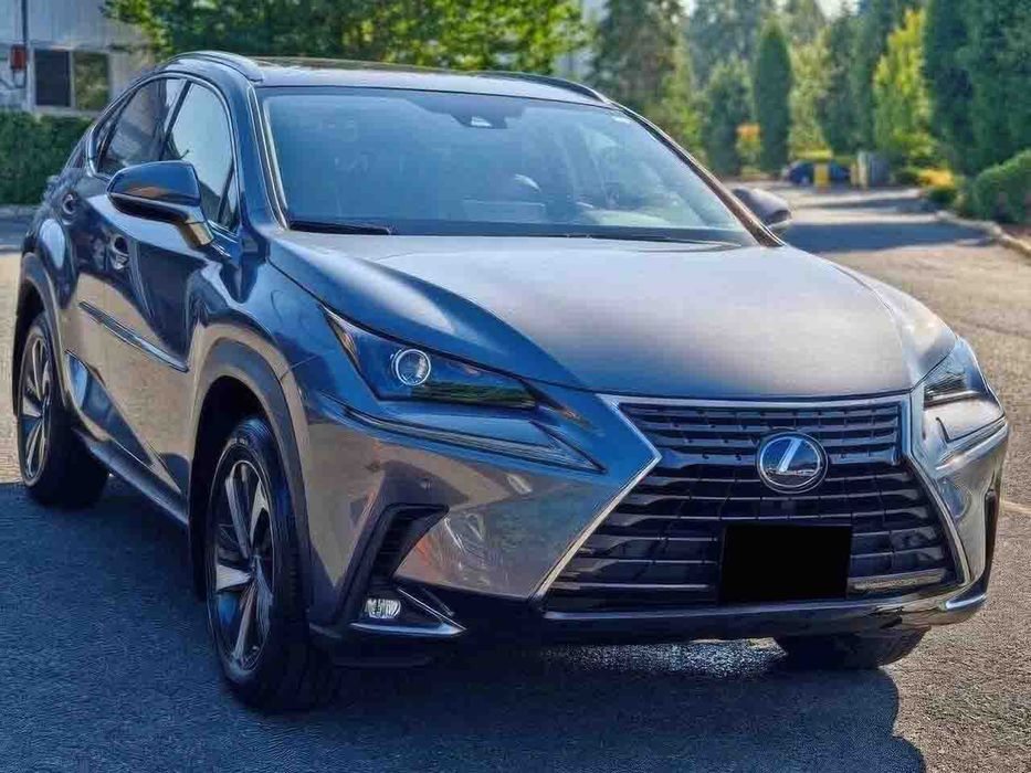Lexus NX 300h      2020