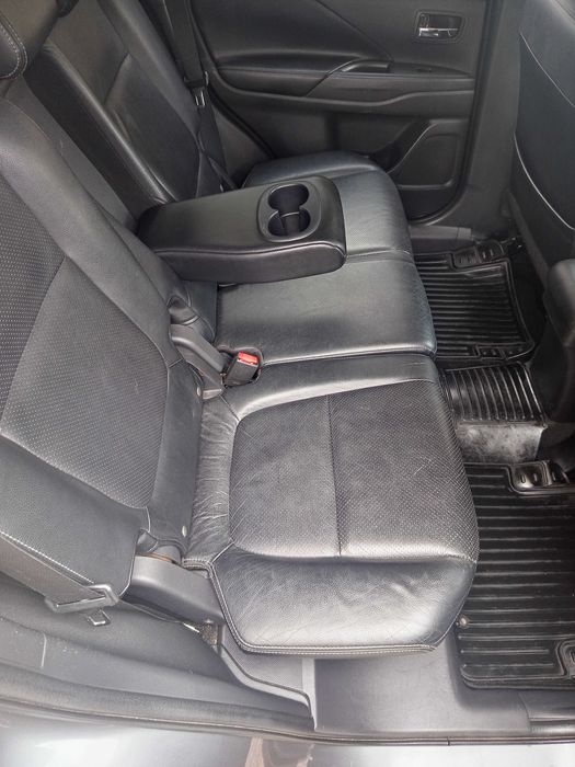 Mitsubishi Outlander 2,2 дизель