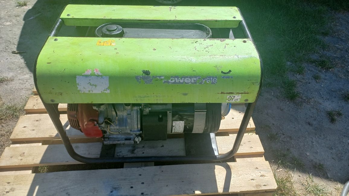 Pramac es 8000 avr