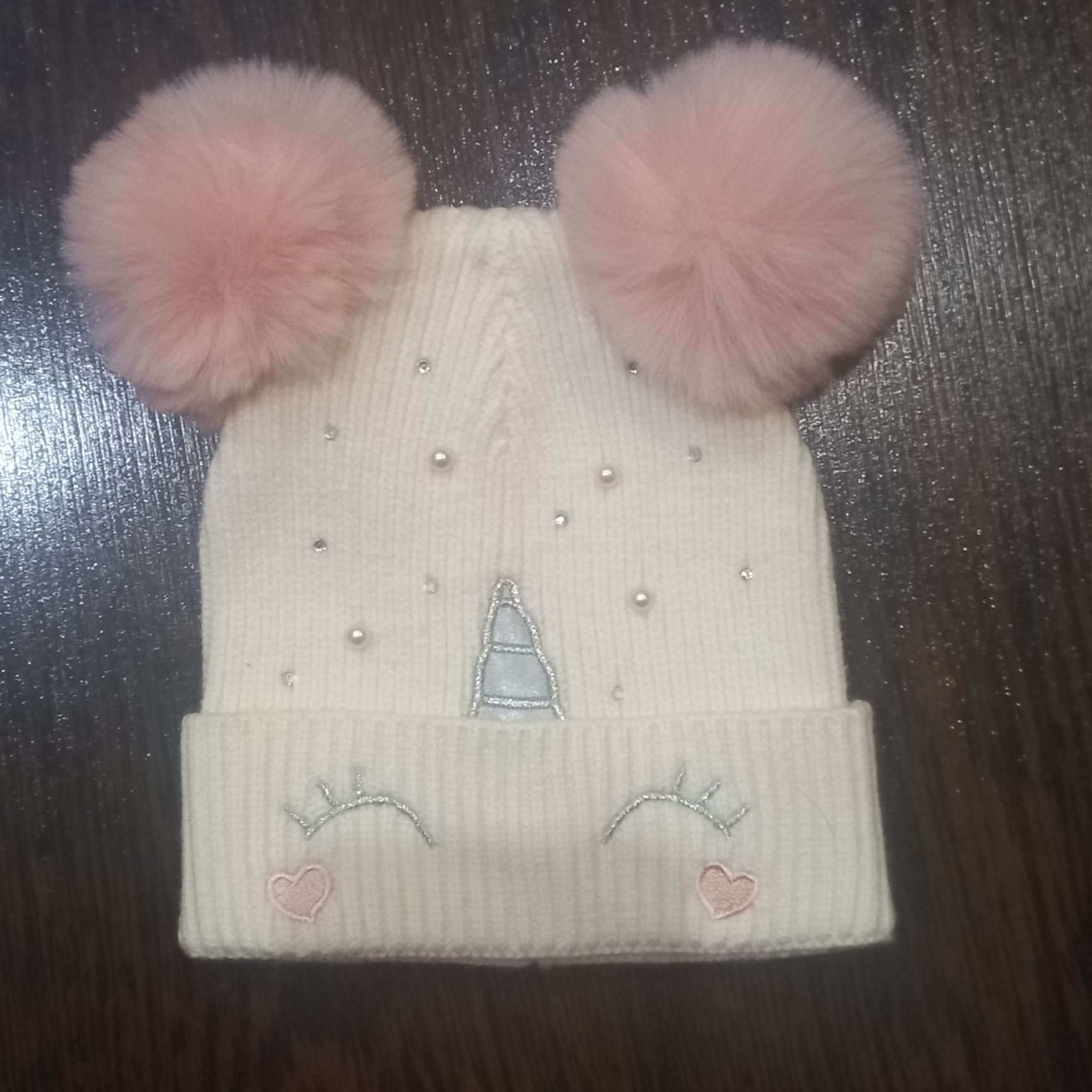 Продам шапку для девочки