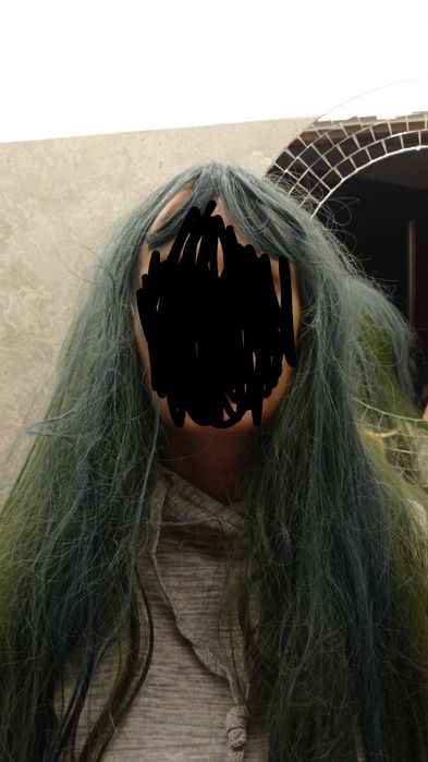 Sprzedam perukę zielone włosy
