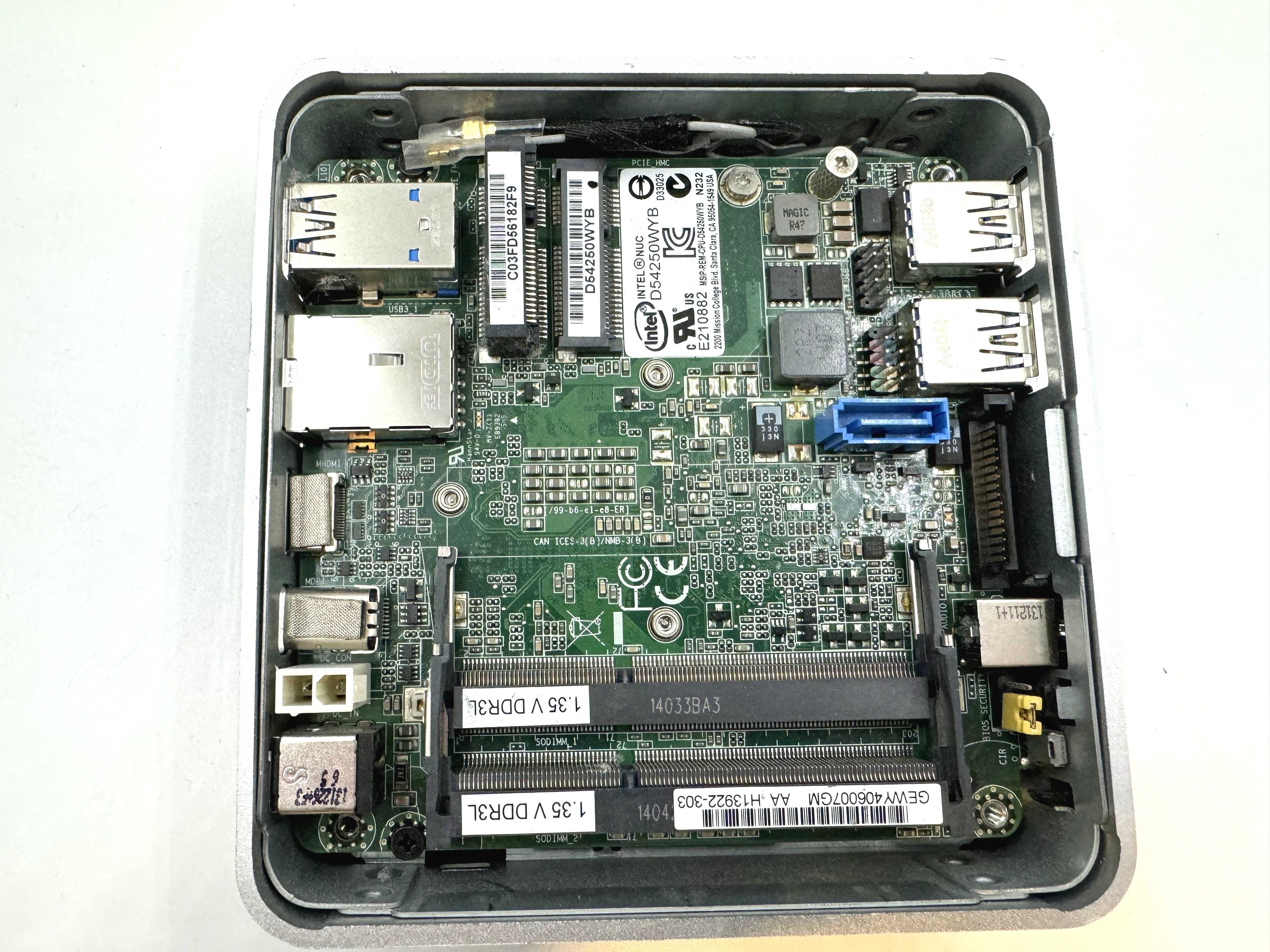 Мини-пк/портативный-пк Intel NUC D54250WYK i5-4250u 4gb/240gb