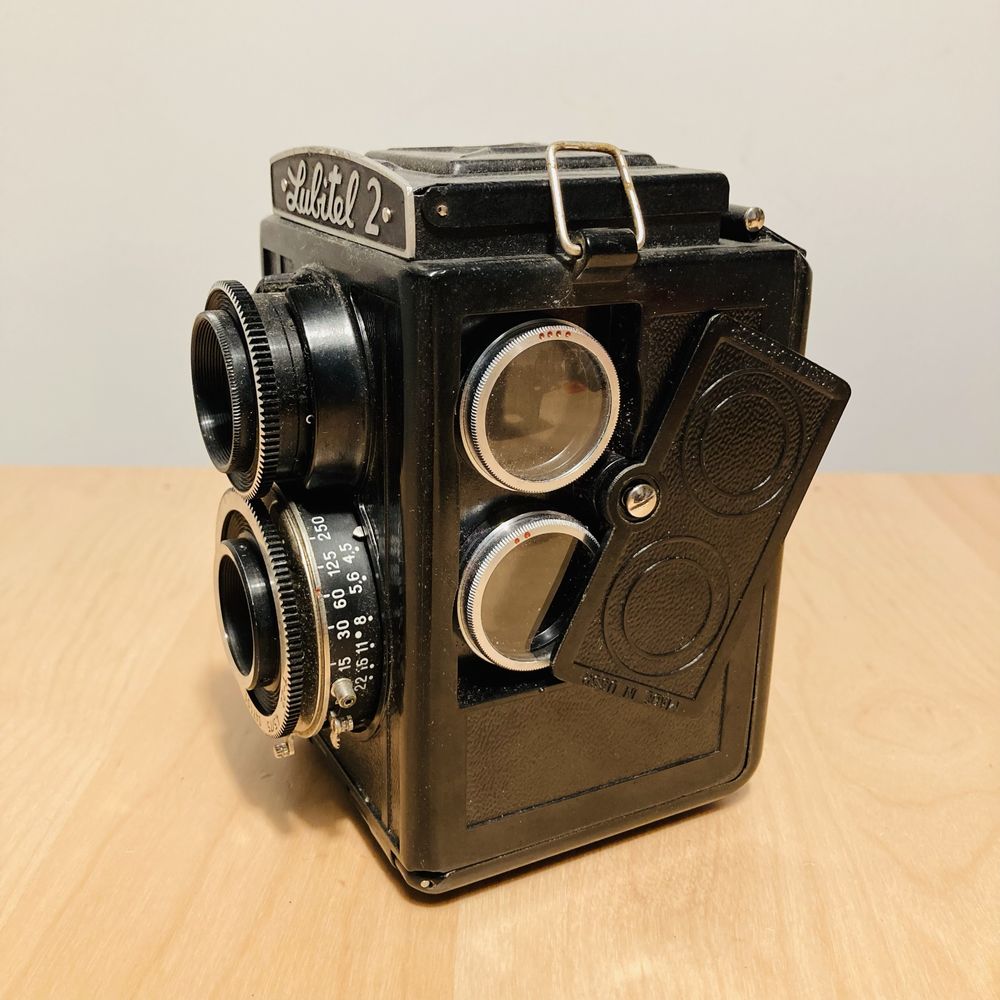 LOMO Lubitel 2 + AGFA Billy-Record
