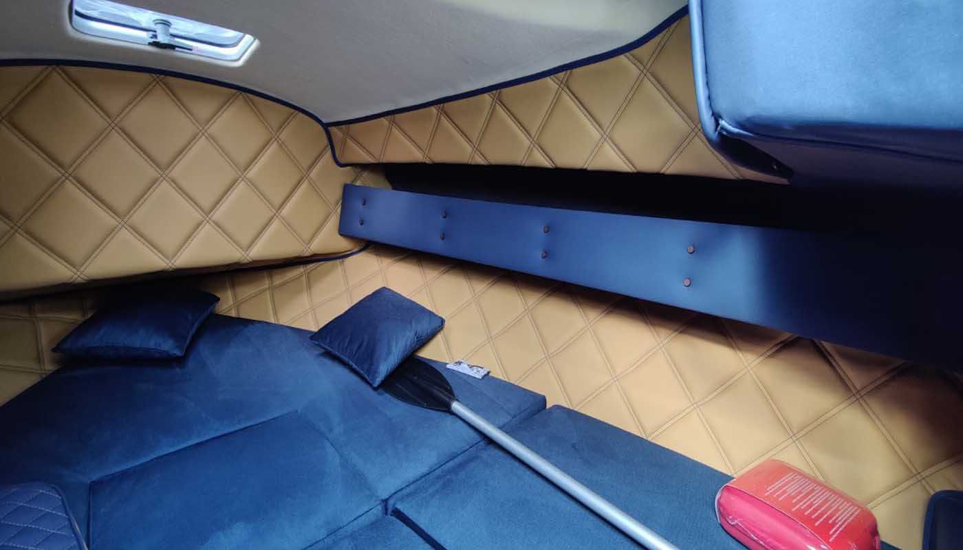 ŁÓDZ MOTOROWA PILOTHOUSE 540 Z KABINĄ i przyczepą podłodziową NOWA