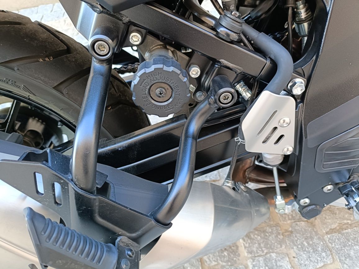 Suzuki V-Strom DL 650 ABS de 2025