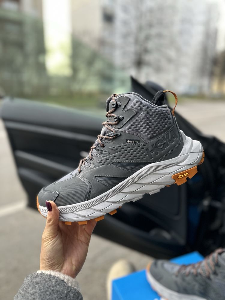 Чоловічі оригінальні черевики HOKA One One M Anacapa Mid GTX 1122018