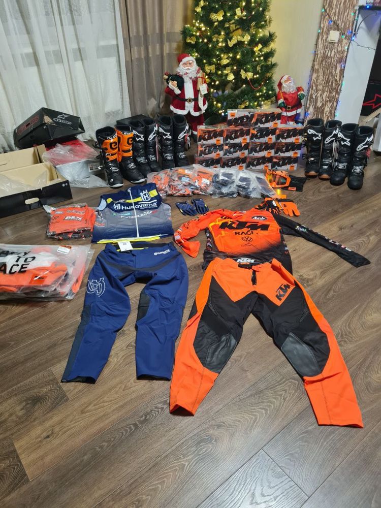 Продам форма Ktm мотоботи alpinestars trch 7