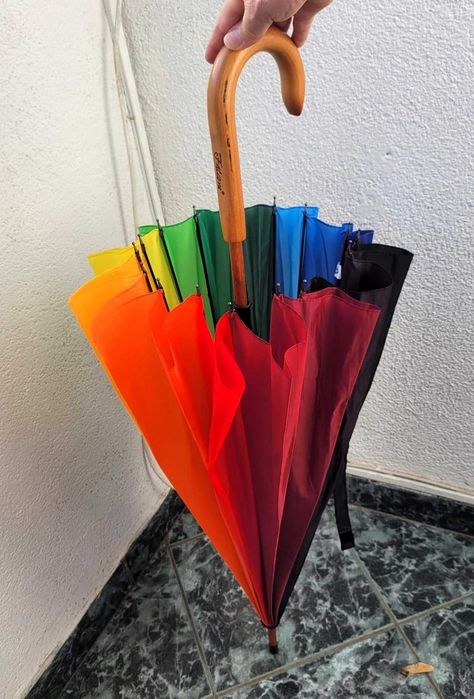 Piękny tęczowy duży parasol Falcone