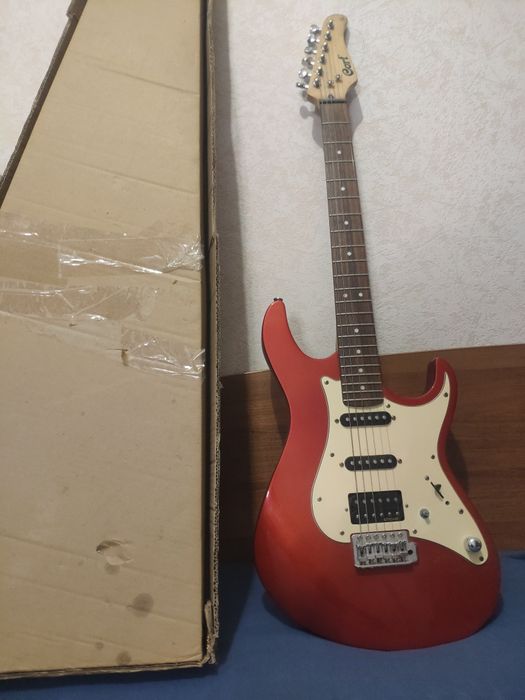 Гітара Cort G 220 Emg