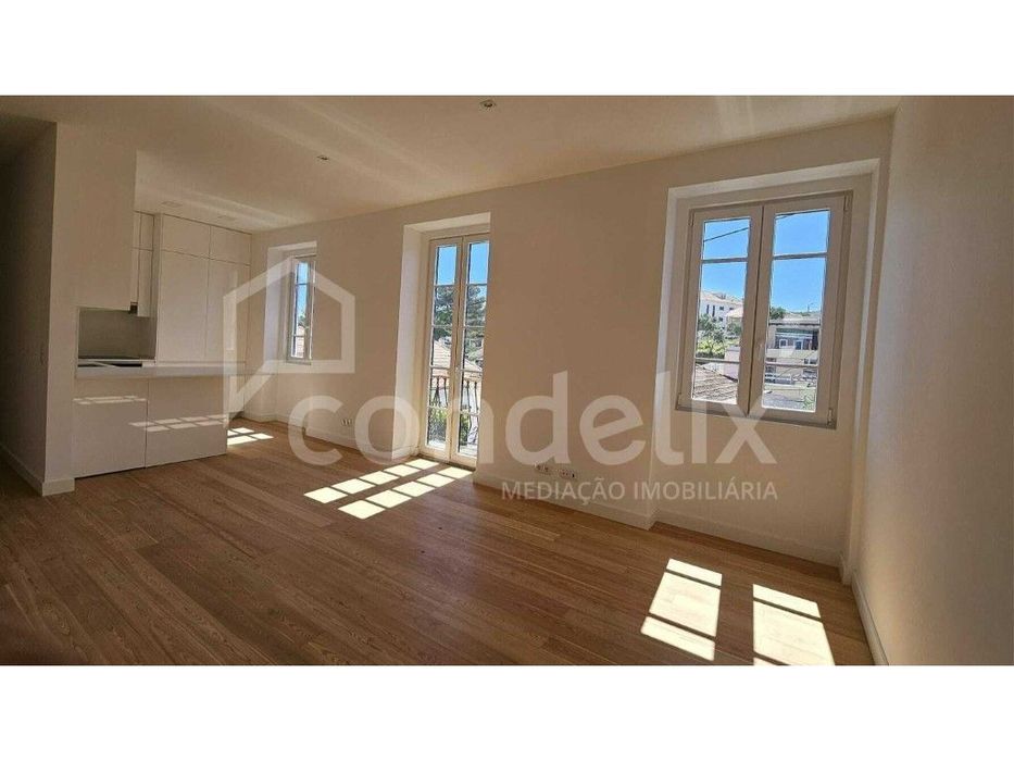 Duplex de Luxo com vista mar - Monte do Estoril