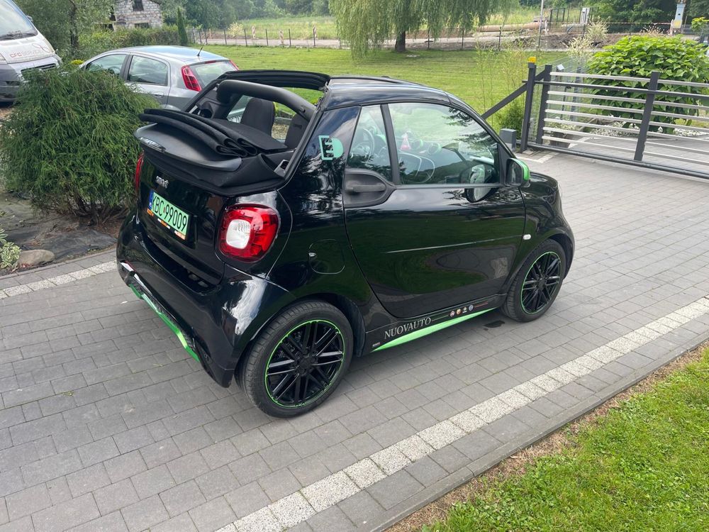 Smart fortwo cabrio brabus-line