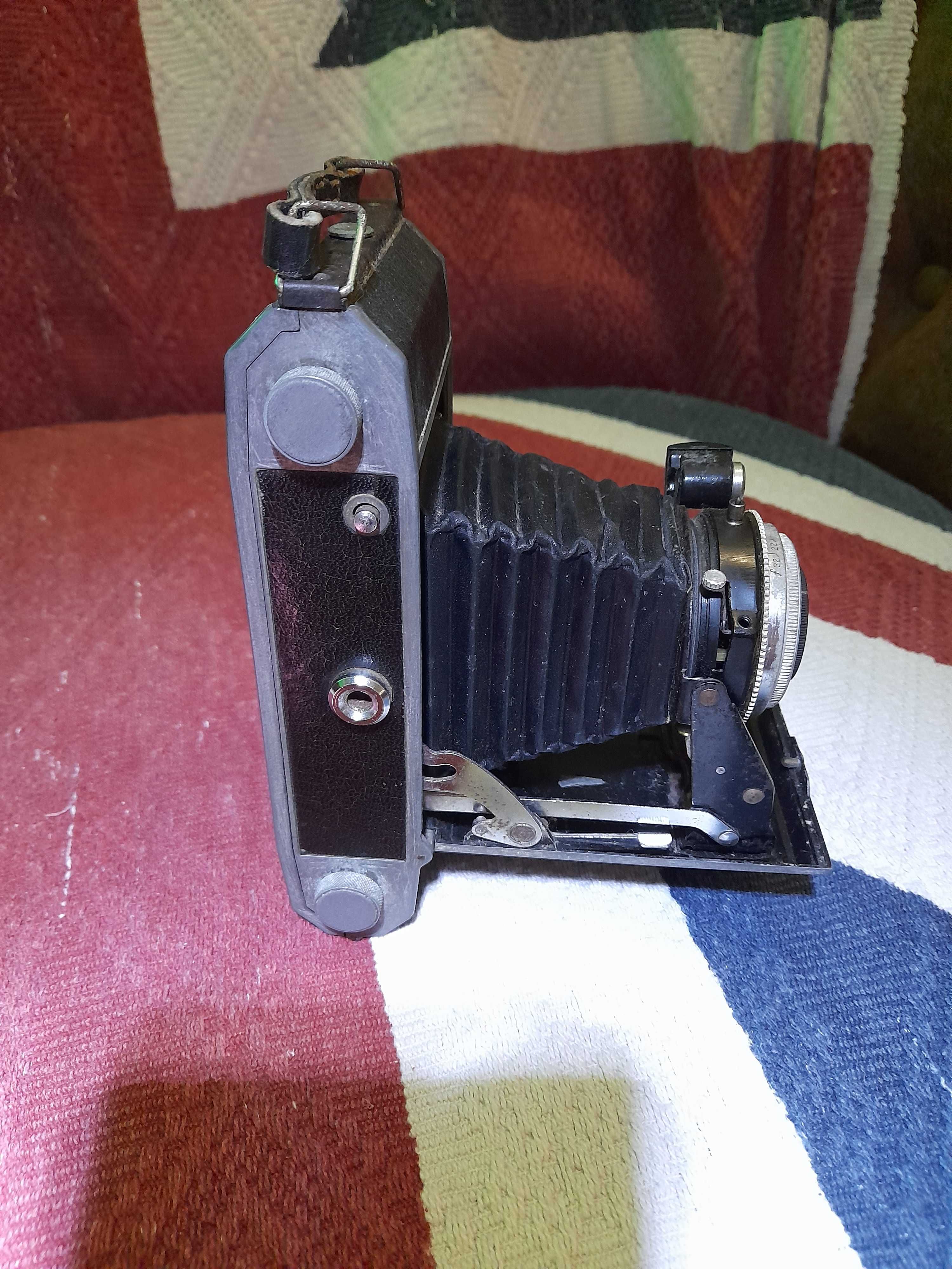 Máquina fotográfica anos 30´s  Roamer I Universal made in U.S.A. Usada