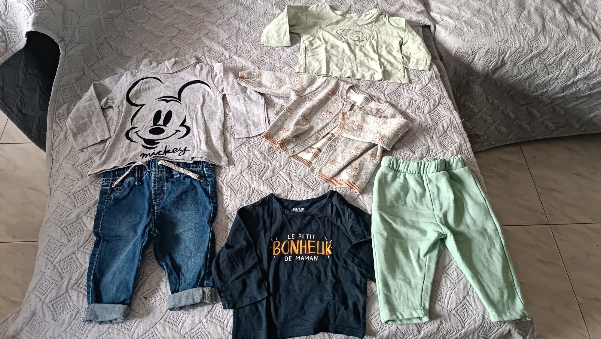 Roupa de menino dos 0 aos 6 meses