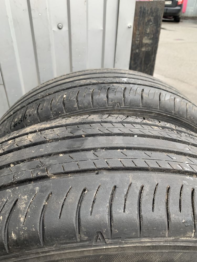 Шины DUNLOP летние 215/60r17