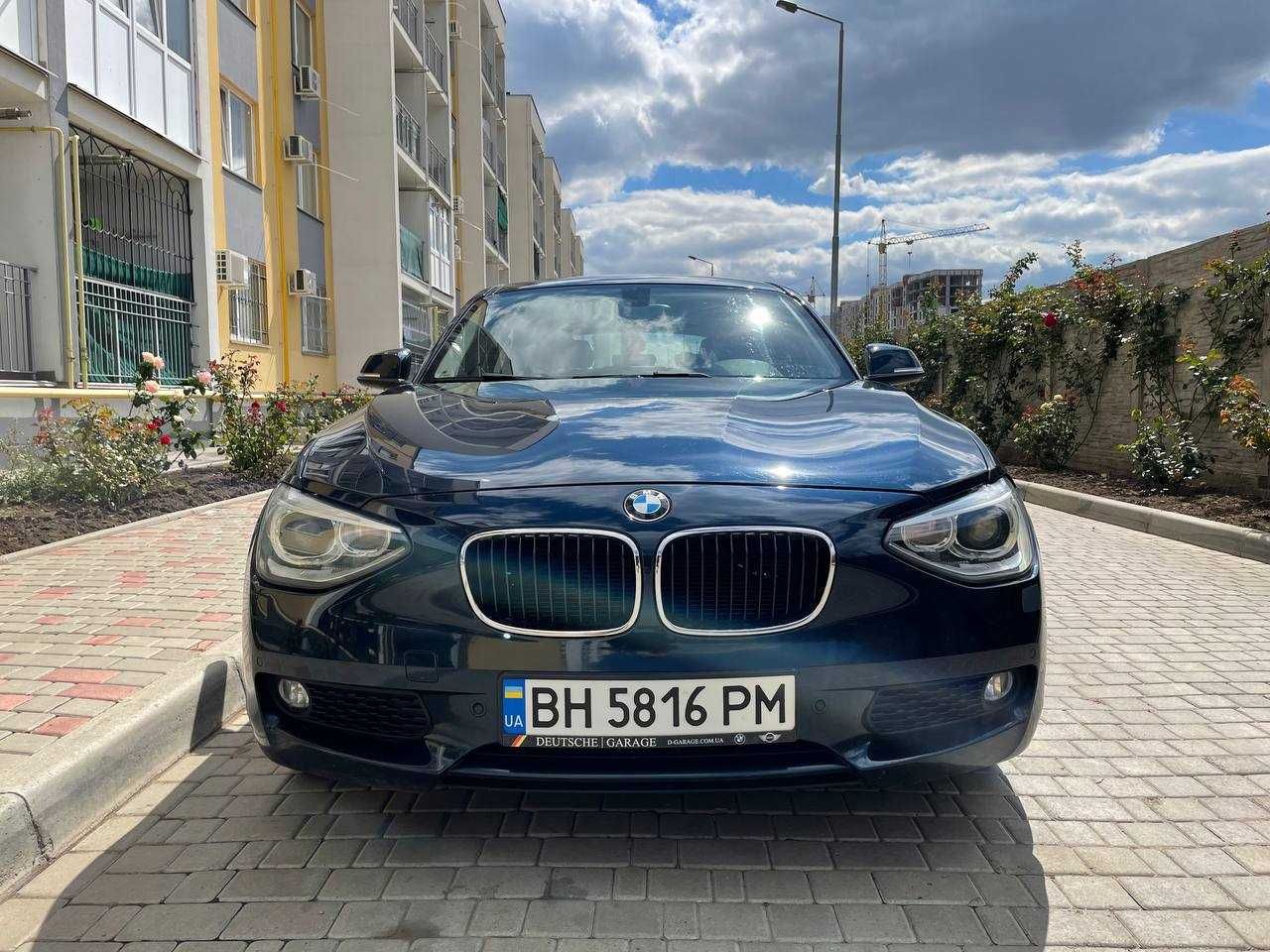 BMW 118d F20 midnight blue