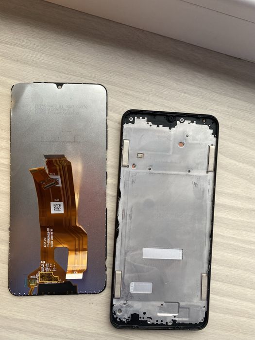 Телефон на запчастини